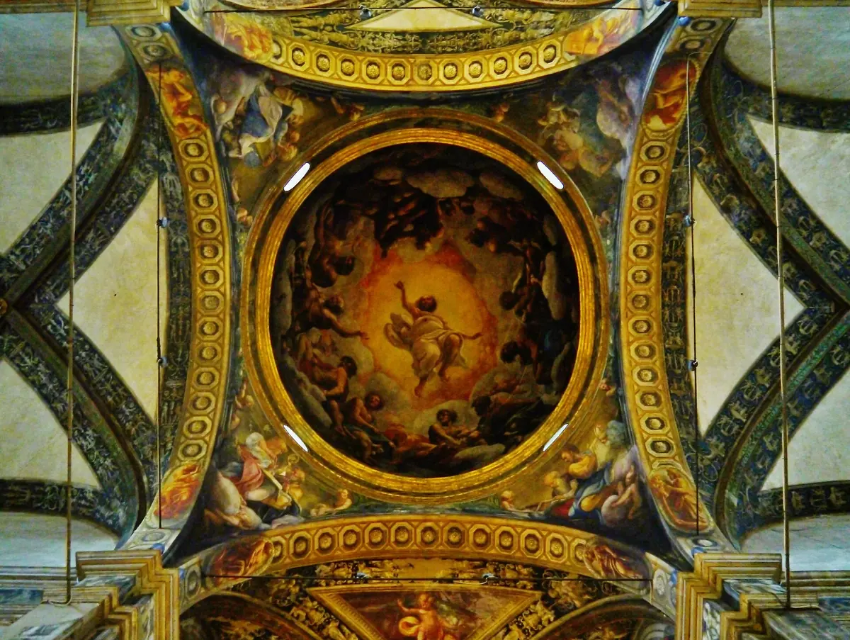 Correggios Kuppelfresko von Christus in goldenem Licht in San Giovanni Evangelista in Parma
